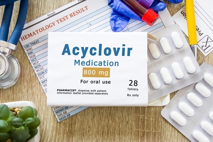 Nếu sử dụng Acyclovir quá liều cần tham khảo ý kiến bác sĩ để được xử lý kịp thời