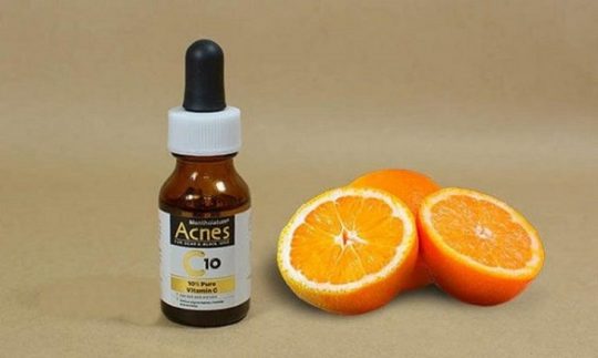 Kem trị mụn thâm của Nhật Serum Acnes C10