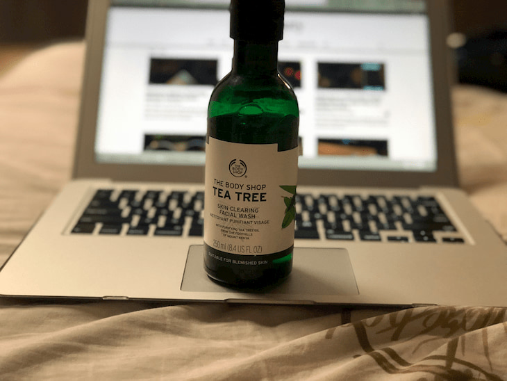 The Body Shop Tea Tree - trị mụn thâm hiệu quả