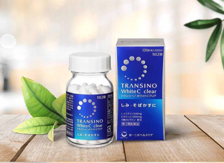 Transino White C là thuốc uống trị tàn nhang của Nhật