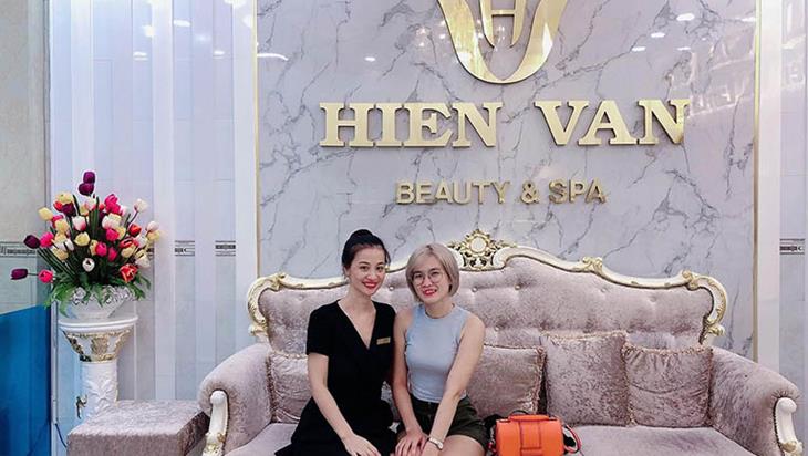 Một trong những spa trị mụn uy tín phải kể đến đó chính là Hiền Vân spa